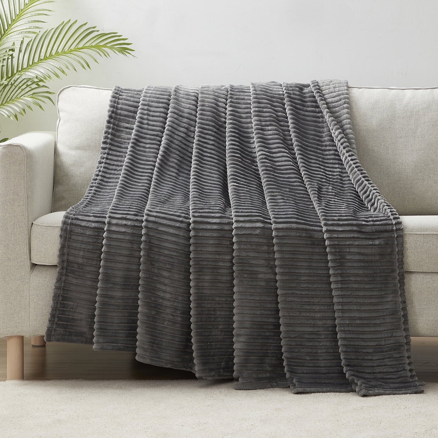 The Nestl Cut Plush Fleece Blanket1