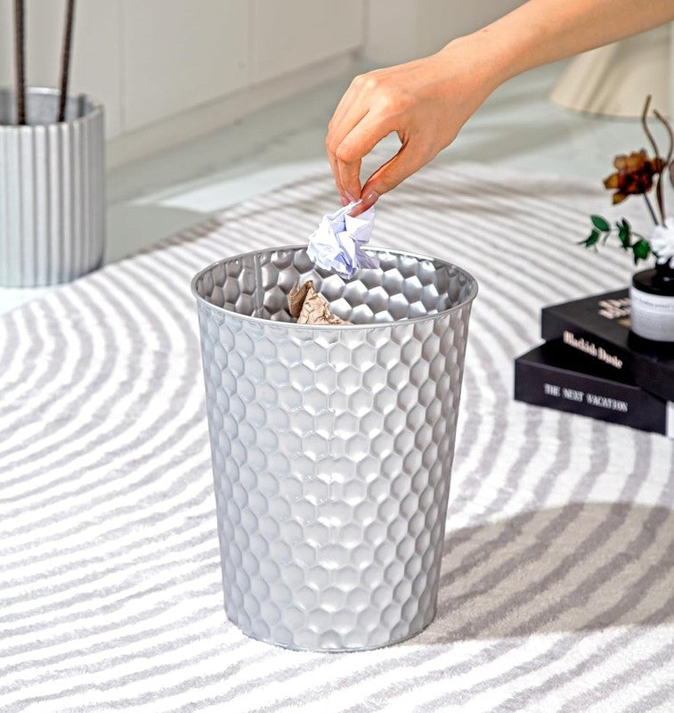 Small Metal Trash Can, Honeycomb Design, Decorative Waste Basket, Silver1