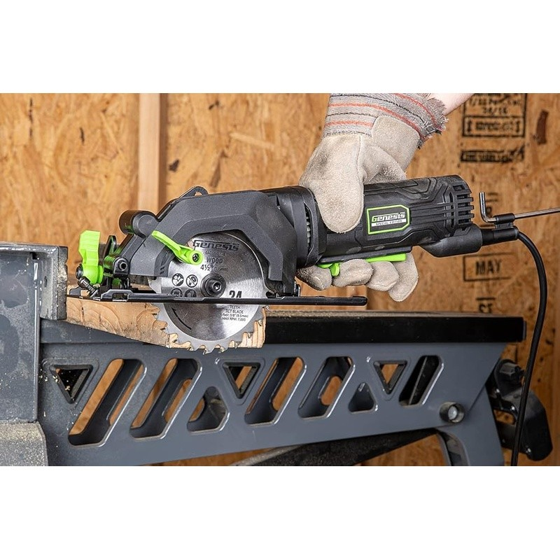 Mini Circular Saw 4 Amp 4-1/2 Inch Carbide Blade Rip Guide Vacuum Adapter New10