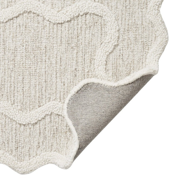 Ivory Scallop Wool Indoor Area Rug, 24" X 36"4