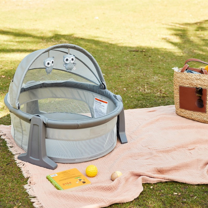 Safety 1ˢᵗ Sleepy Traveler Infant Bassinet, Dreamscape2