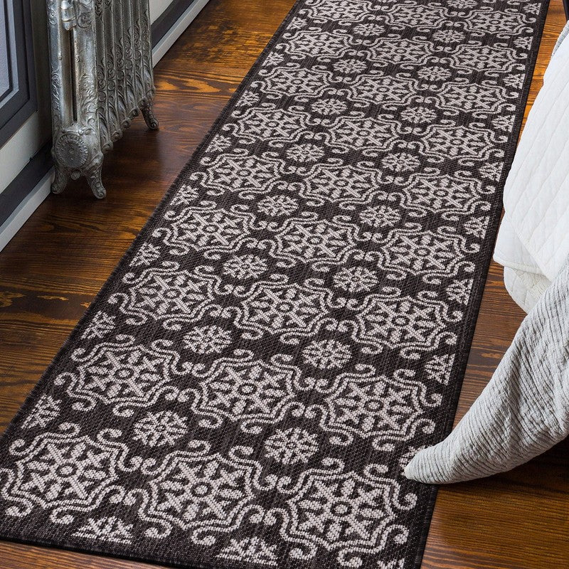 Transitional Geometric Textured Flat Weave Indoor/Outdoor Area Rug - BLACK 2'X7'6