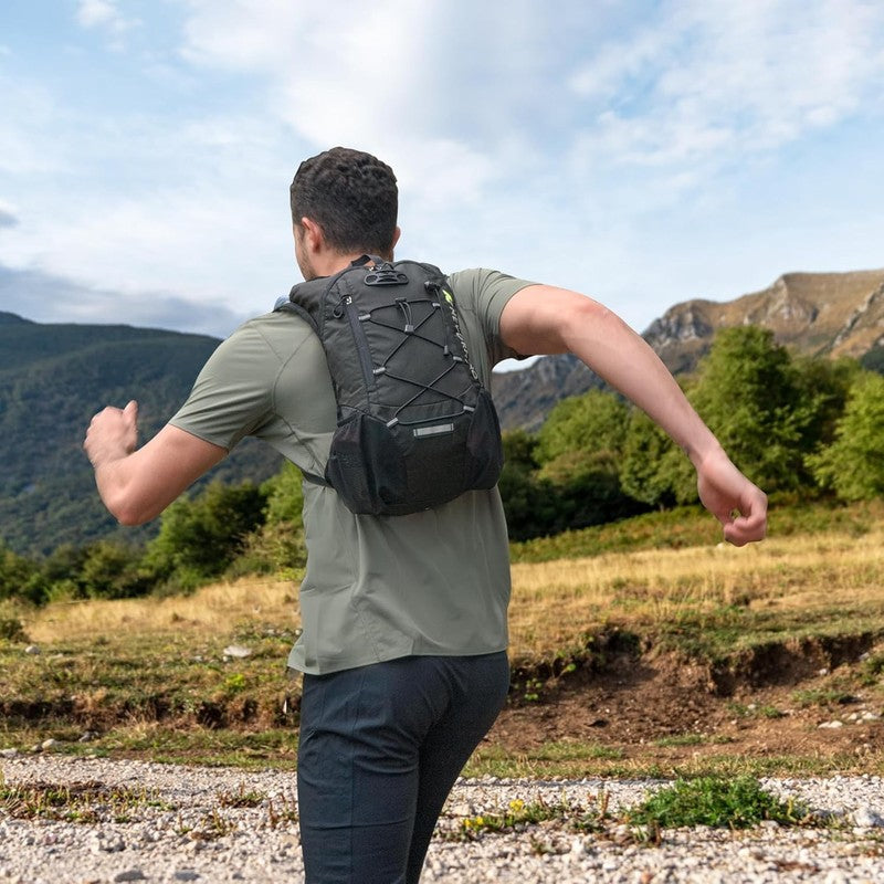 Lightweight Hydration Backpack, Running Backpack with 2L Water Bladder, Hydro Wa8
