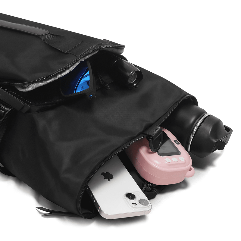 Gym Bag for Men & Women, Ventilated Shoe Compartment & Wet Pocket, Water-Resista1