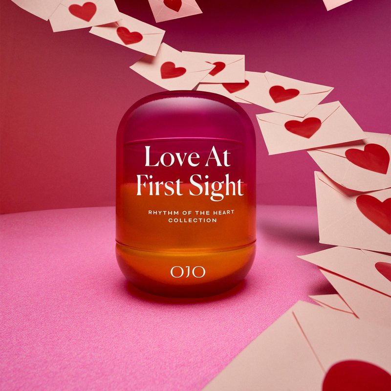 OJO Love at First Sight Scented Candle 7.8 Oz Jar Candle +35 Hour Long Lasting B3