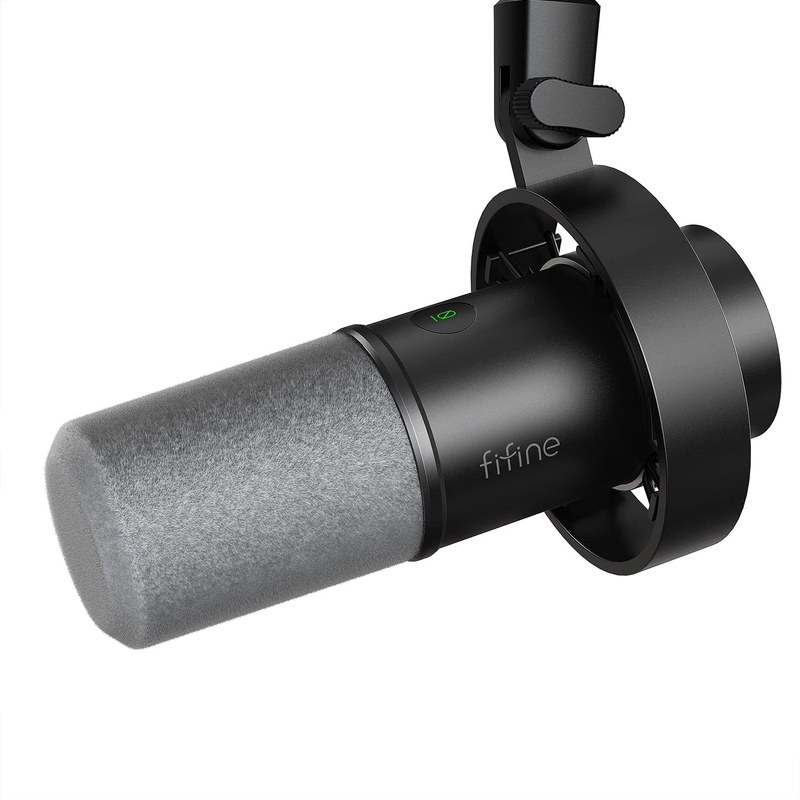 Dynamic Podcast Microphone XLR/USB with Mute Headphone & Volume Control10