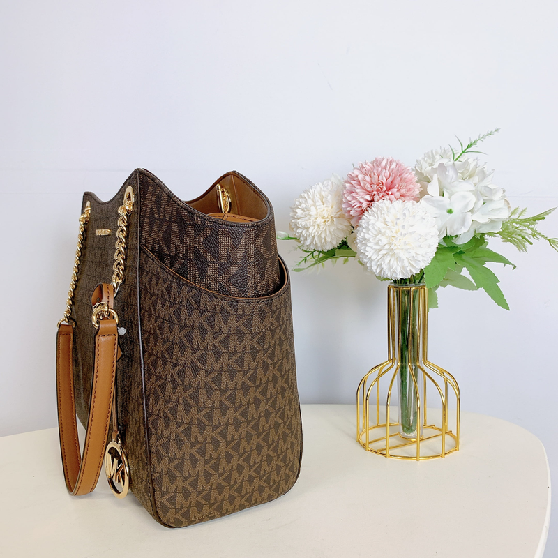 Jet Set Chain Large Shoulder Tote Bag Brown MK Signature2