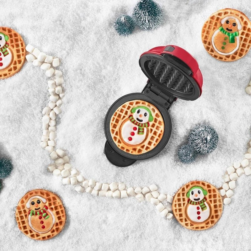 7-in-1 Mini Waffle Maker Multimaker Santa Pumpkin Snowman Plates Red2