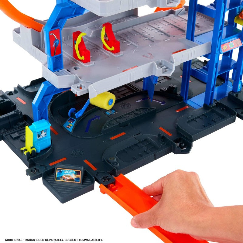Mega Loop Garage Playset – 1:64 Scale Die-Cast Car & Toy Helicopter Set5