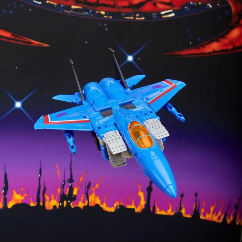 Studio Series Thundercracker Voyager Class – 6.5" Converting Action Figure 8