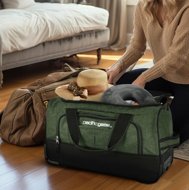 Duffel Bag with Rolling Wheels5
