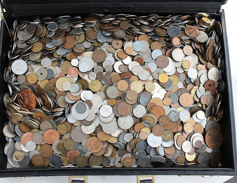 Over 50 DIFFERENT World Coins (1/2) Half Pound Grab Bag0