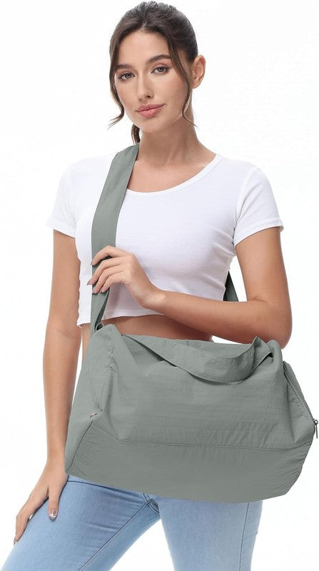 Small Gym Bag Shoes Compartment Duffle Travel Bag Wet Pocket Yoga Pilates Swim4
