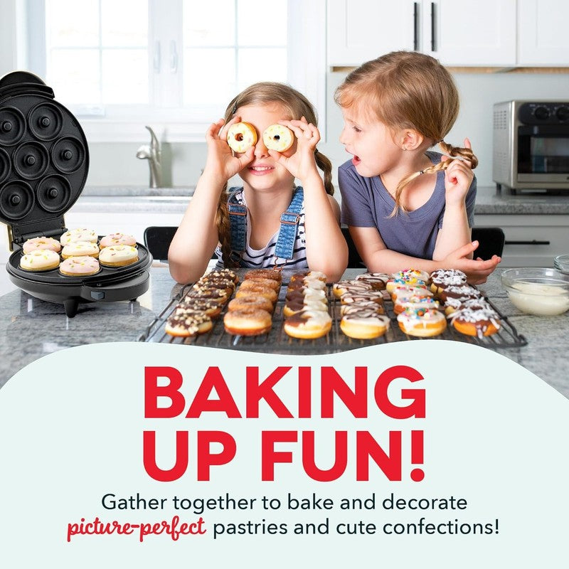 Treat Maker System, Mini Donuts, Waffle Bites, Mini Cupcakes - Cream2