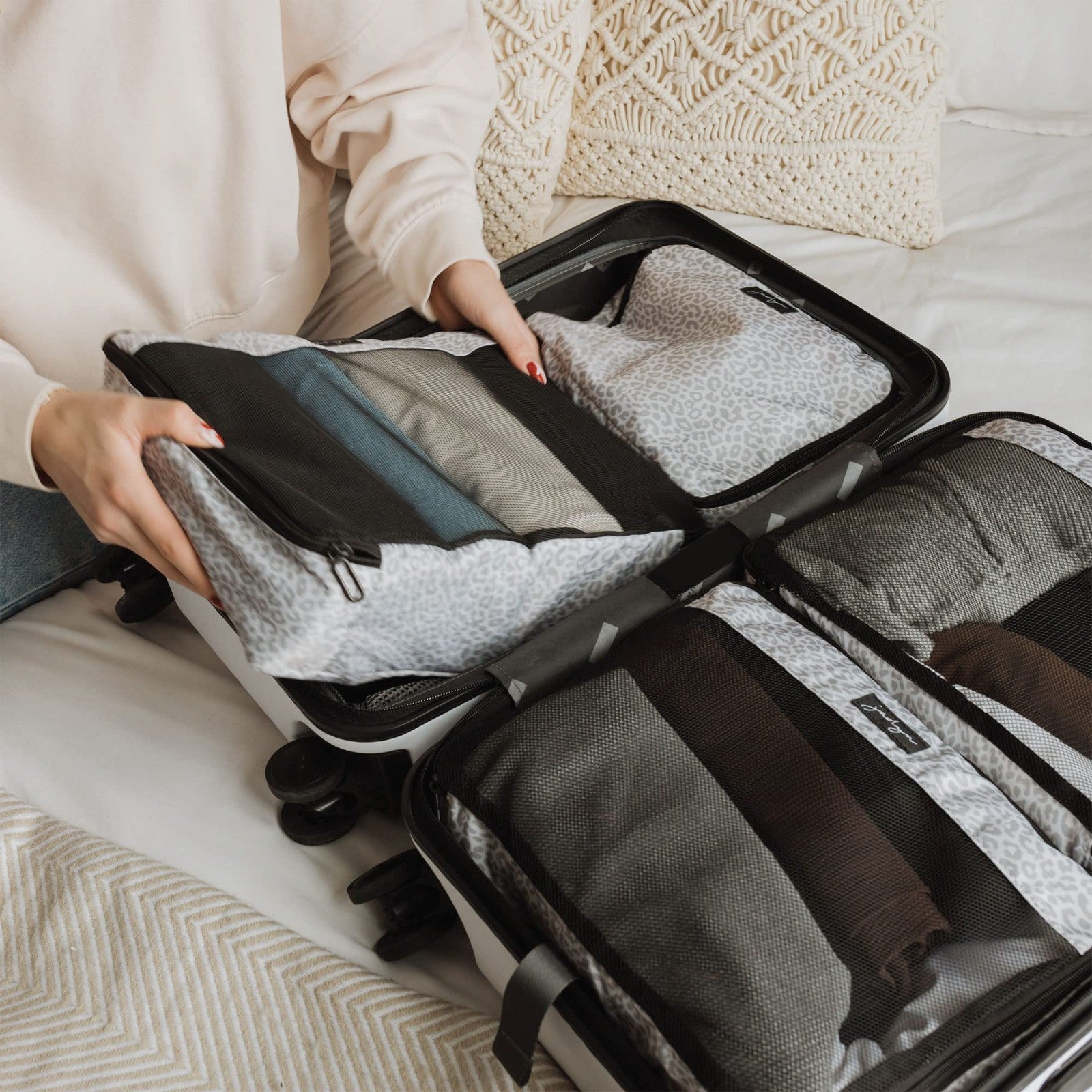 6-Piece Packing Cubes Set for Travel - Large Organizer for Suitcase & Luggage, M5