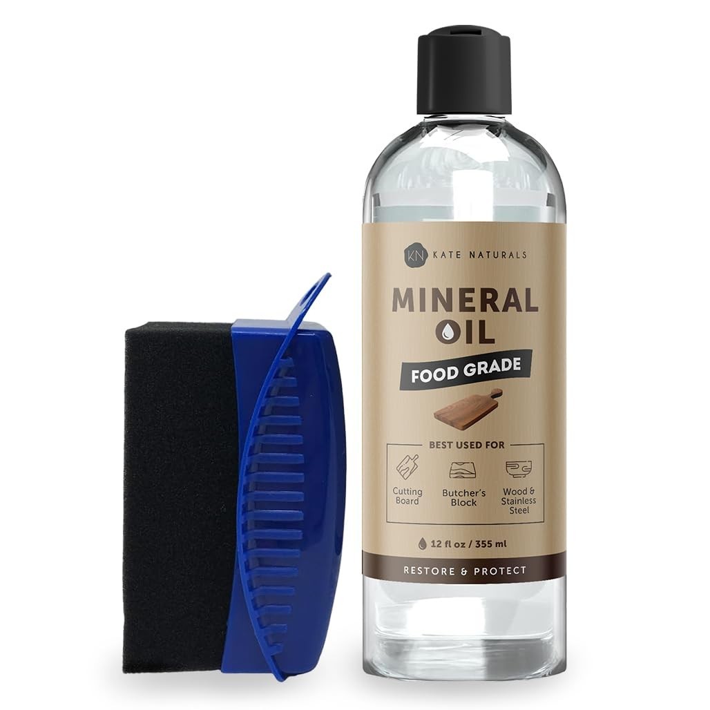Food Grade Mineral Oil 12oz with Wax Applicator for Cutting Boards & Butcher Blo1