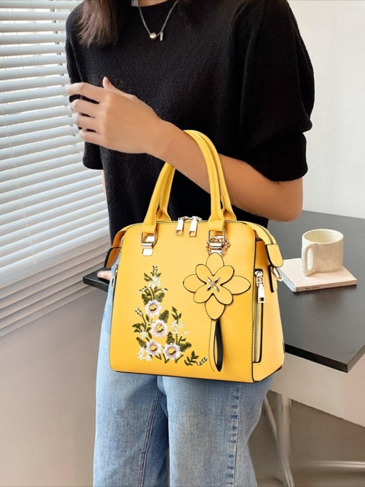 Vintage Embroidered Crossbody Purses for Women, Stylish Satchel Handbags2