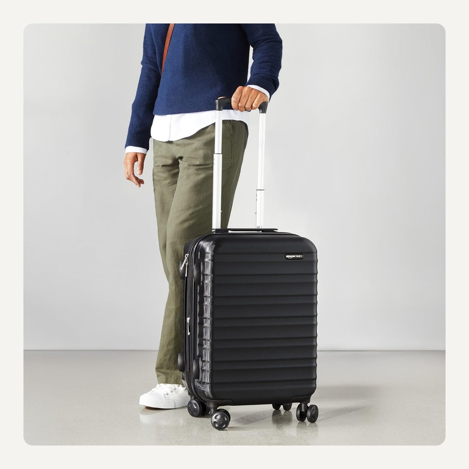 21" Hardside Carry On Luggage, Expandable, Spinner Wheels, Scratch Resistant, Bl2