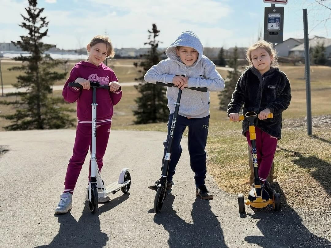Adjustable Kick Scooter for Kids & Teens, Max Load 240 LBS, Foldable, 8" Wheels,7