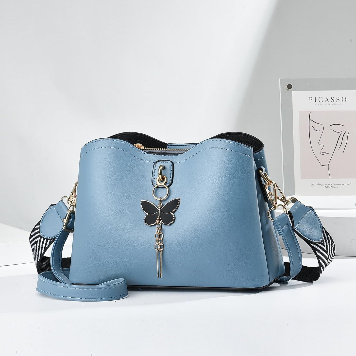 Stylish Lightweight Crossbody Bag for Women & Teens - Fashionable Handbag Purse2