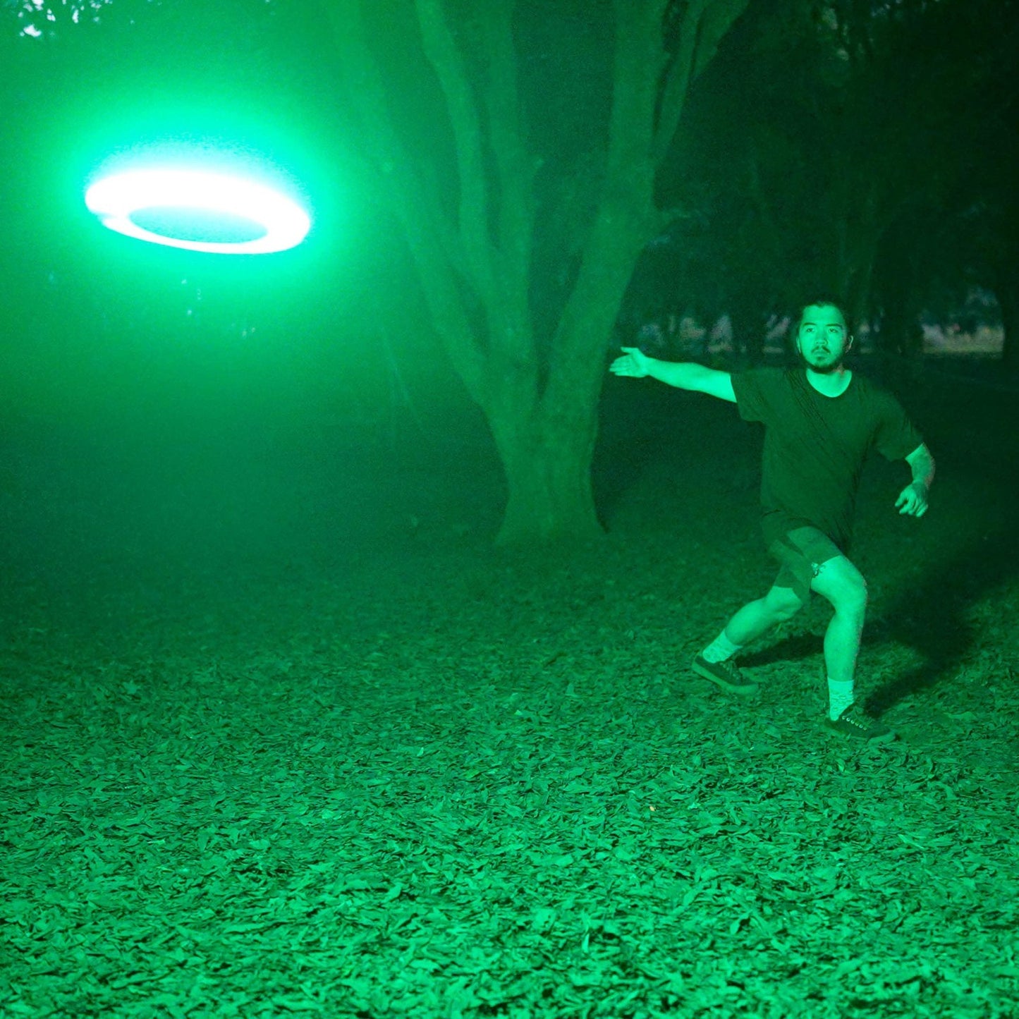 RGB Flying Disc   16 Million Colors, Bright LED Lights, Smart Modes, Waterproof,9