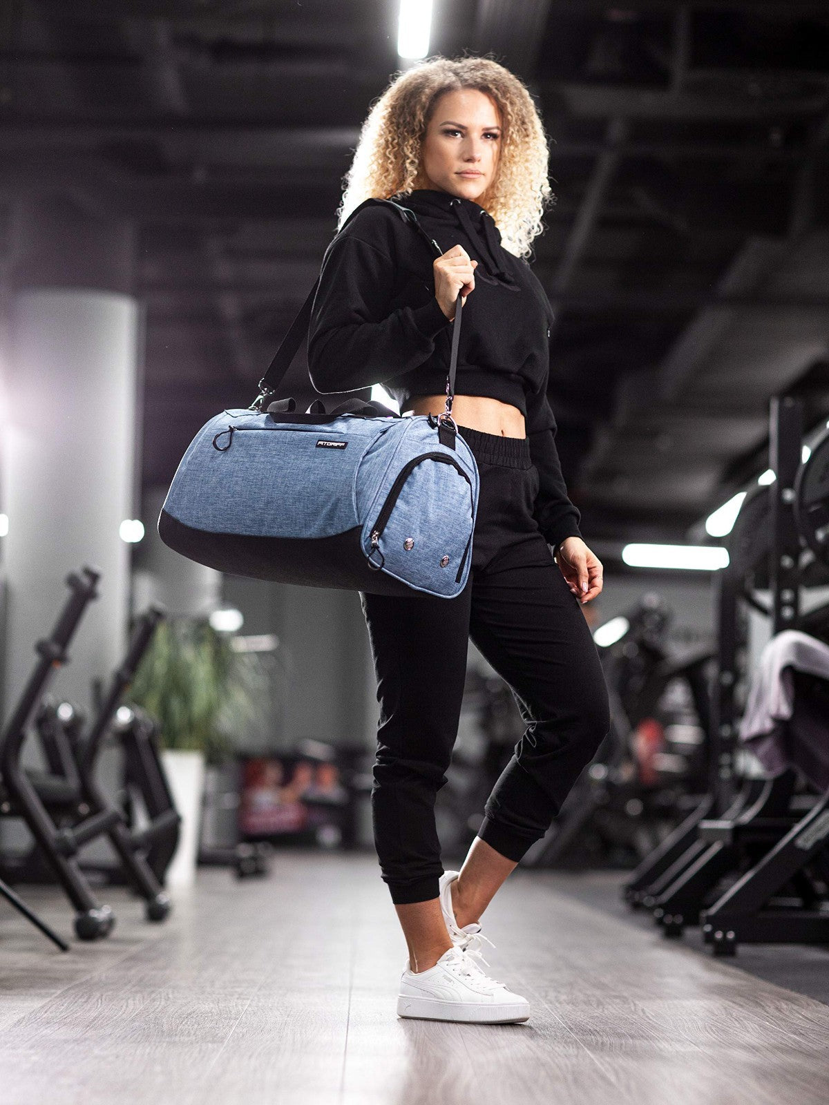 Versatile Gym Duffle Bag with Shoe & Wet Compartment for Travel, Sports & Fitnes4
