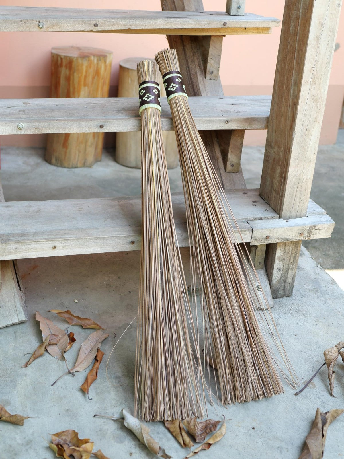 32" Heavy Duty Outdoor Coconut Leaf Broom - Sturdy Multi-Surface Cleaning Tool2