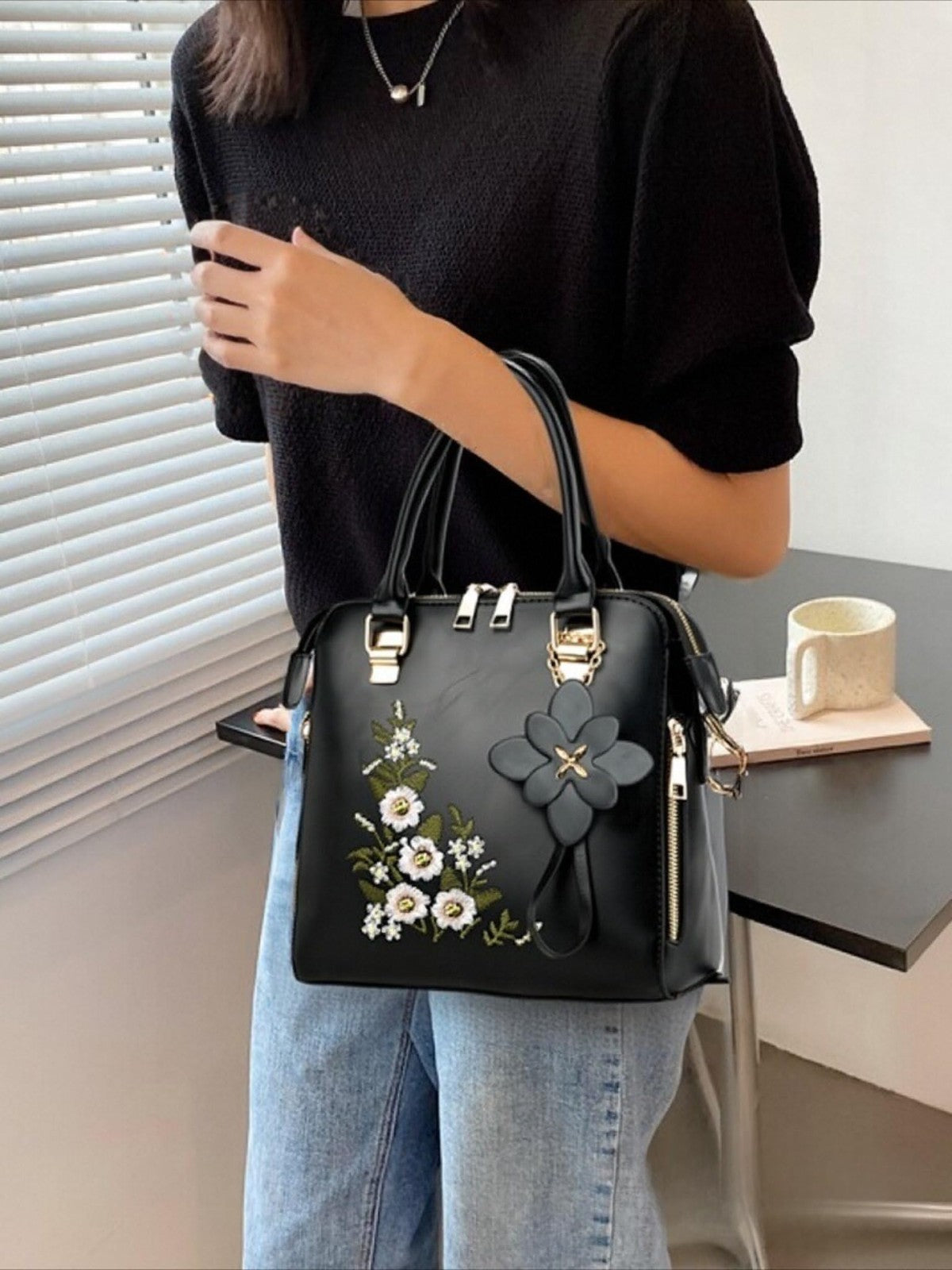 Vintage Embroidered Crossbody Purses for Women - Stylish Satchel Handbags2