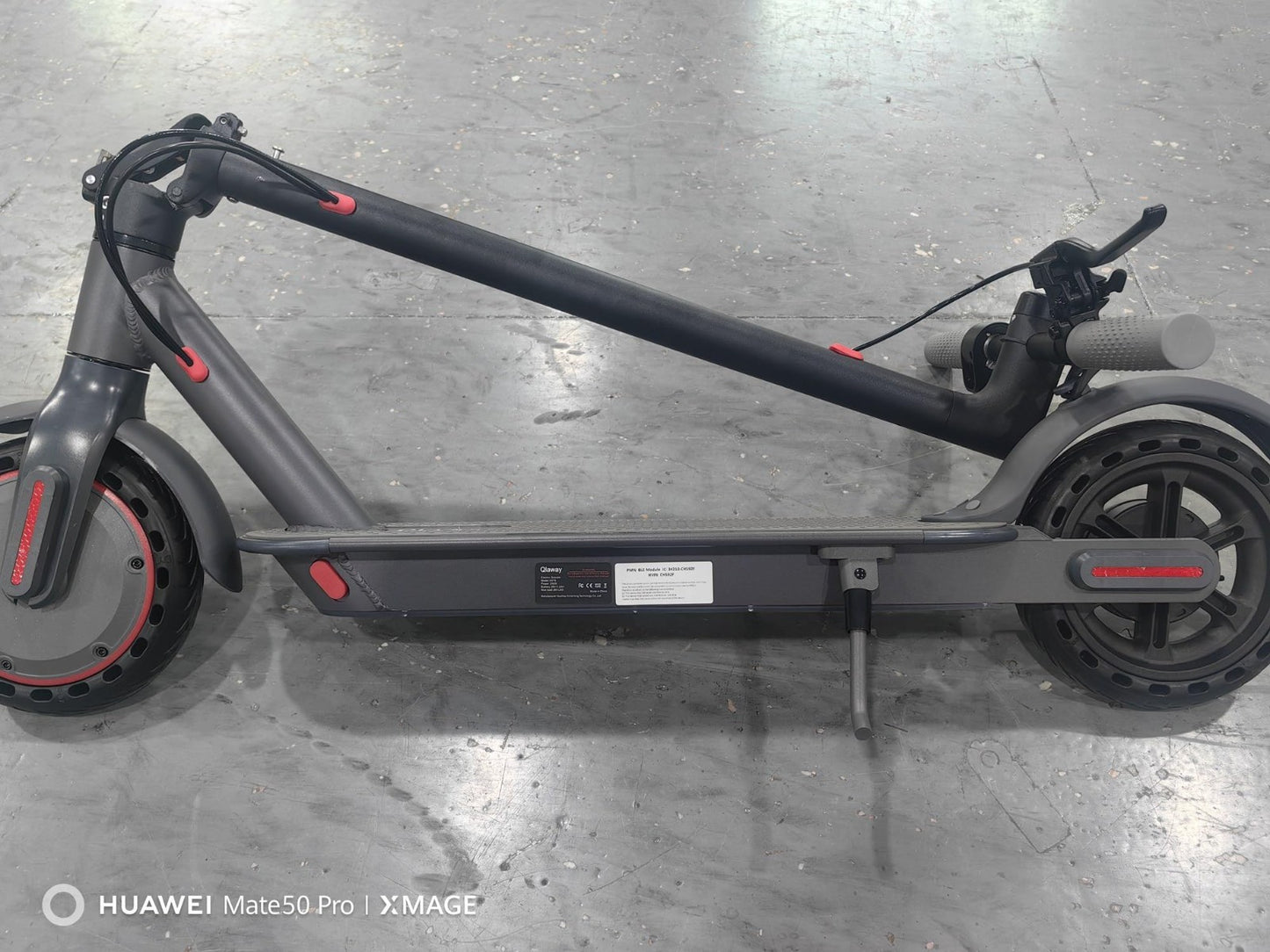 Electric Scooter 8.5''/10'' - 19/20MPH, 700/1000W Motor, 15/22 Miles Range, Port9