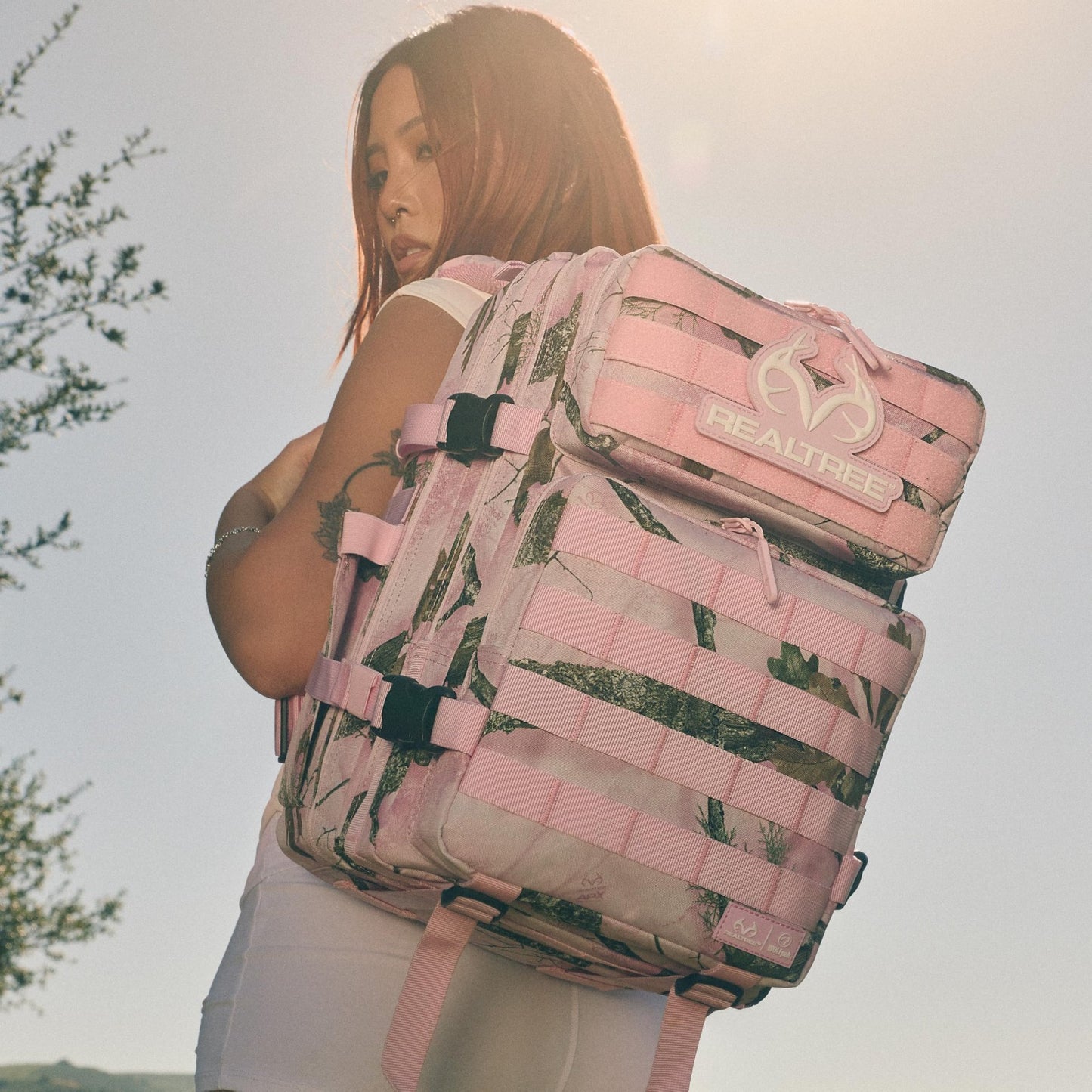 Durable 25L Waterproof Gym Backpack   1000D Oxford, MOLLE Webbing, Laptop Pocket7