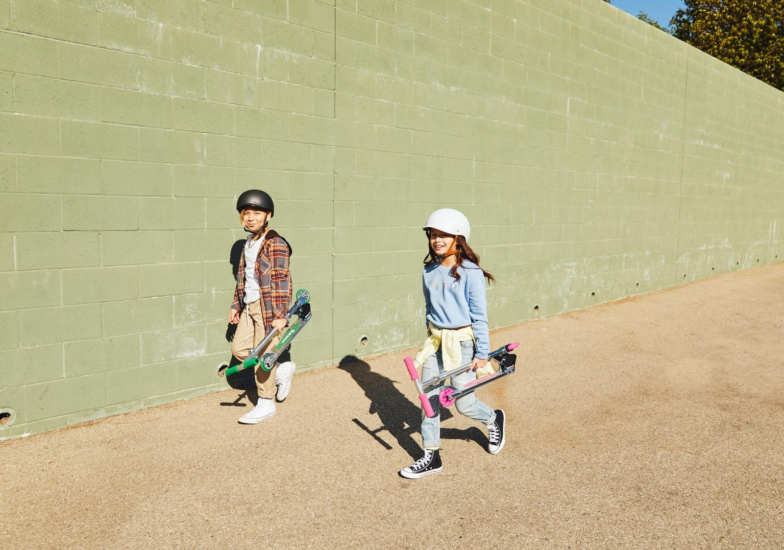 Lightweight Foldable Kick Scooter for Kids - Aluminum Frame, Adjustable Handleba3