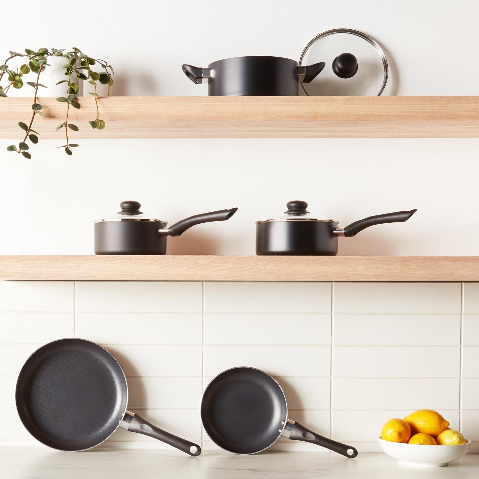 Non Stick 8 Piece Cookware Set, Pots & Pans, Kitchen Essentials, Black Finish2