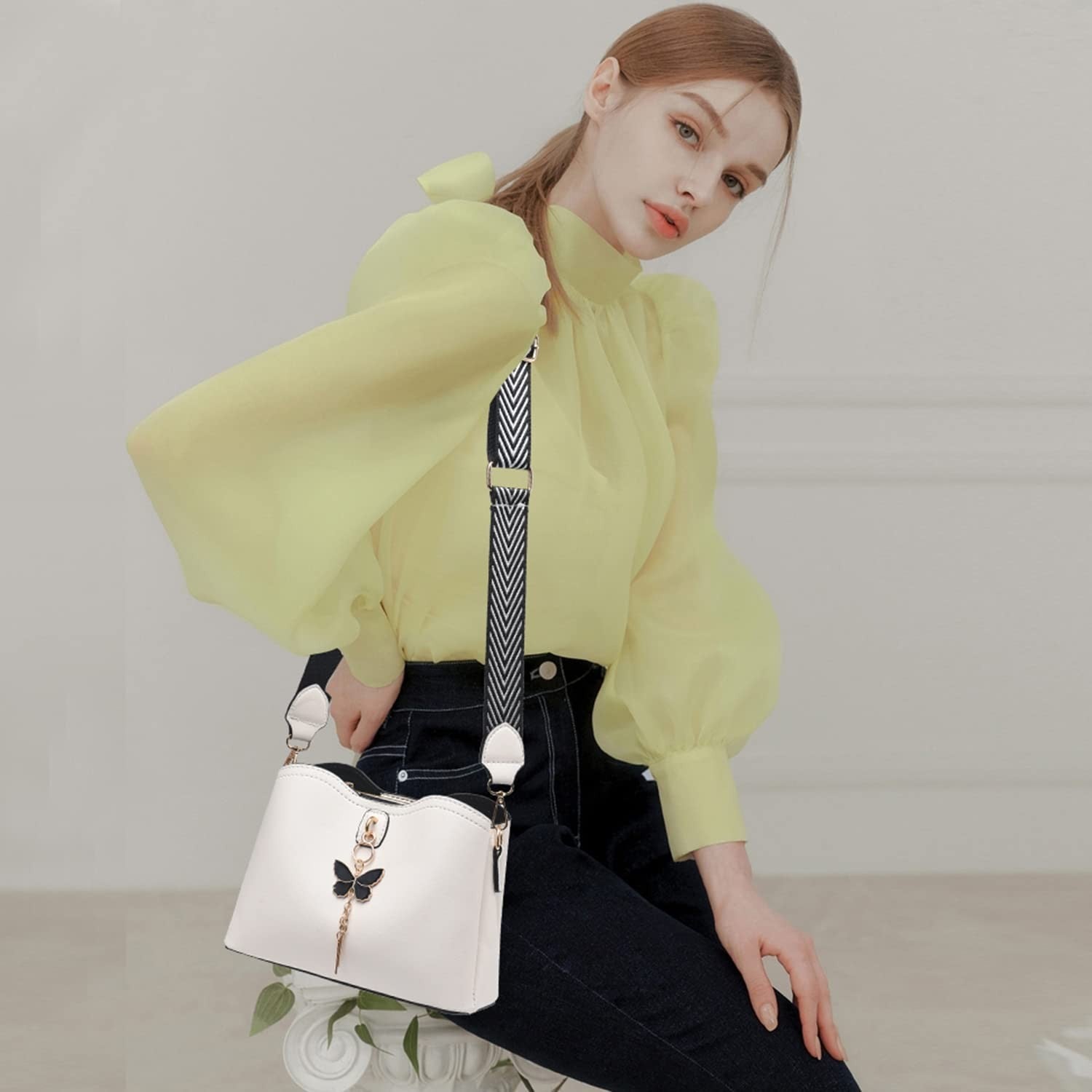 Stylish Small Crossbody Bag for Women & Teens - Lightweight Fashion Handbag2