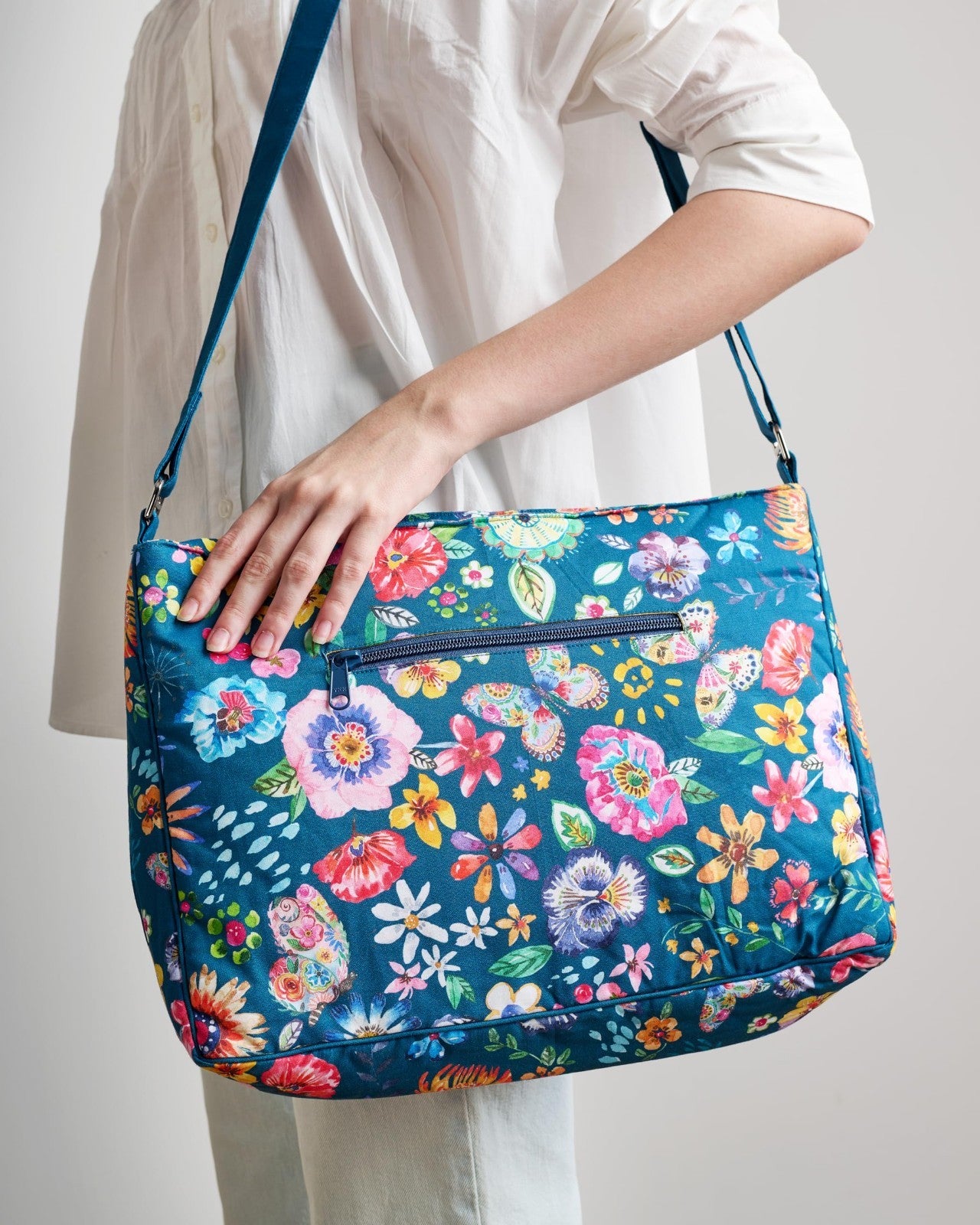 Stylish Women's Cotton Shoulder Handbag   Versatile Tote Bag for Everyday Use2
