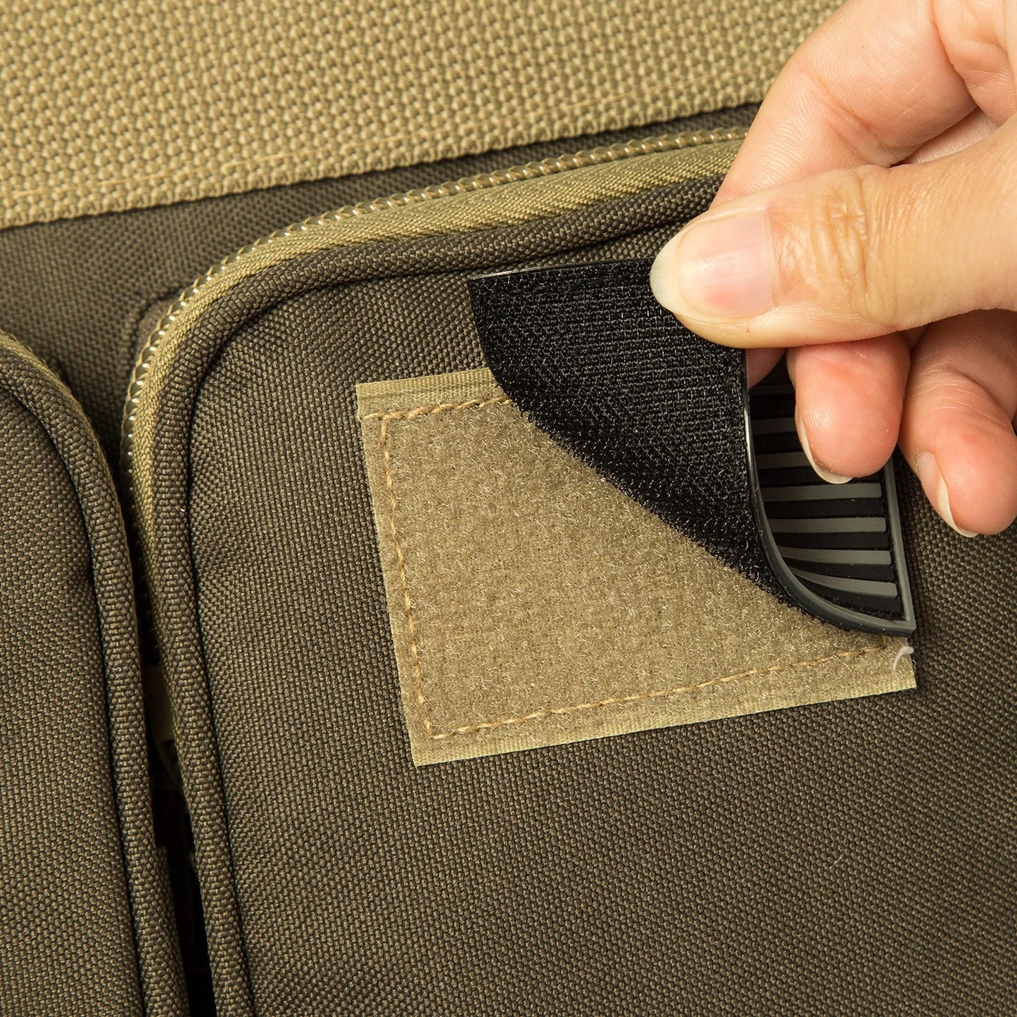 Heavy Duty Tactical Duffel Bag   Military Molle Gear, Lockable Zippers, 27" Khak8