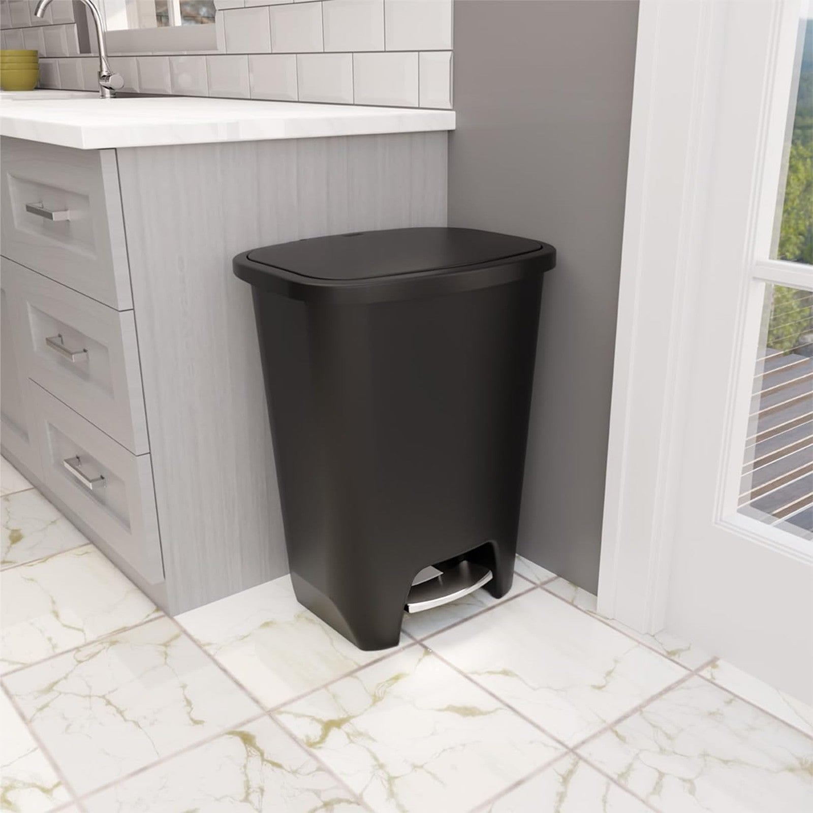 20 Gallon Kitchen Trash Can with Clorox Odor Control, Hands-Free Pedal, Black6