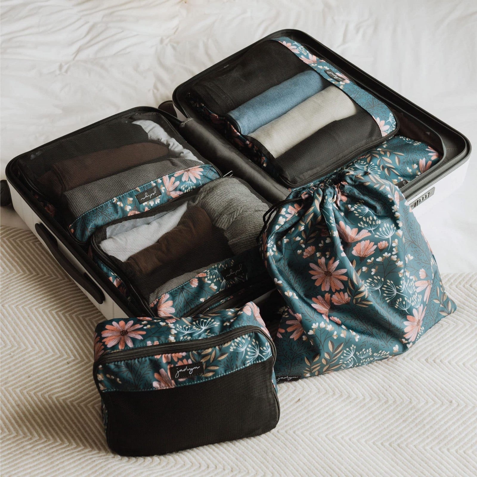 6-Piece Packing Cubes Set for Travel - Large Organizer for Suitcase & Luggage5