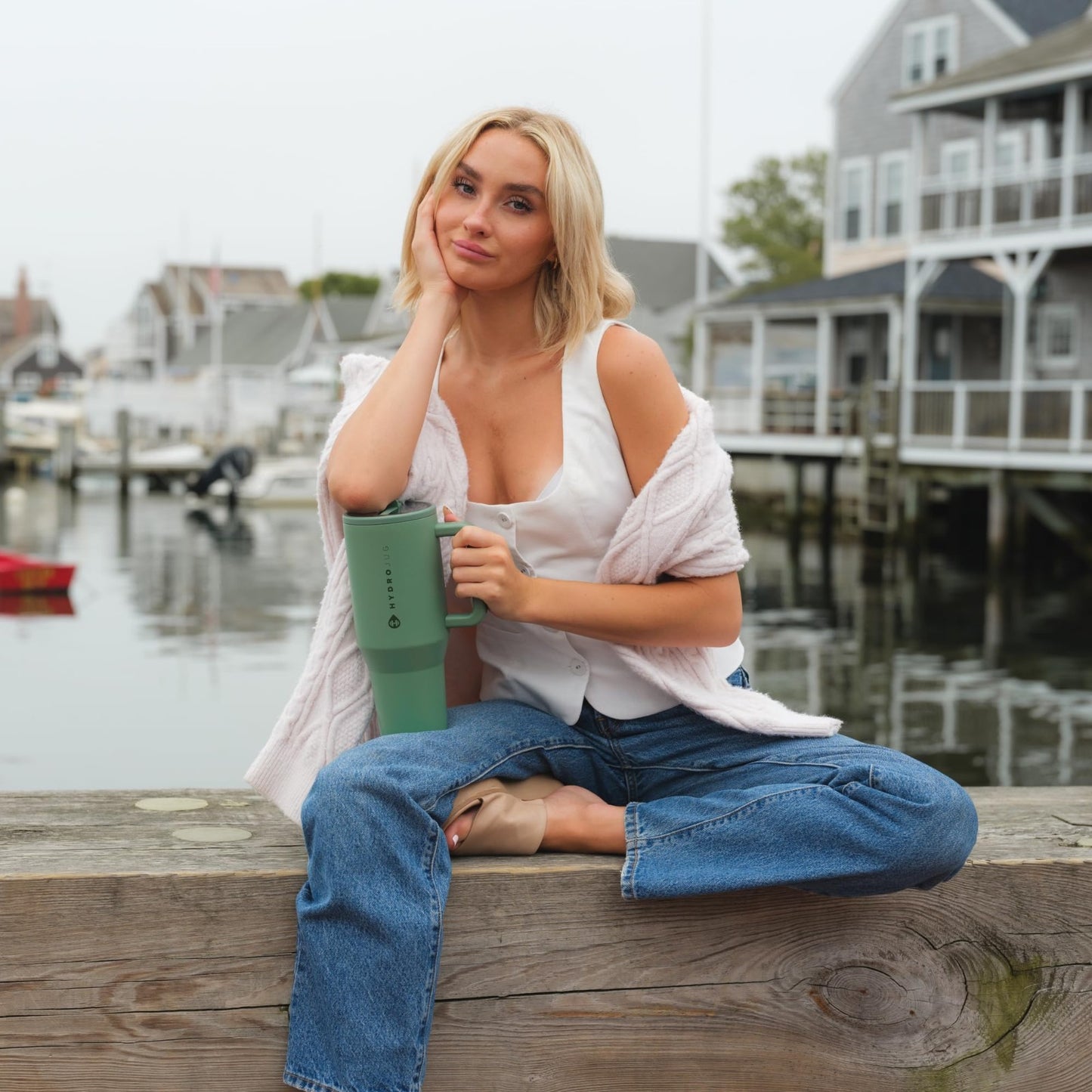 40oz Insulated Tumbler with Handle & Straw   Travel Mug, Sage Color, Durable Des2