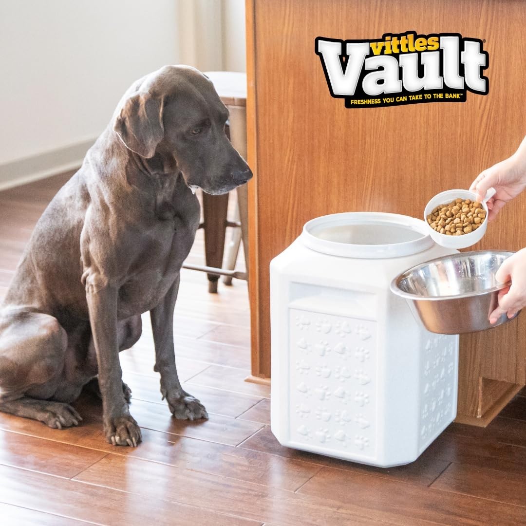 Airtight Pet Food Storage Container with Scoop - Holds Up to 35lbs, Durable & Se2