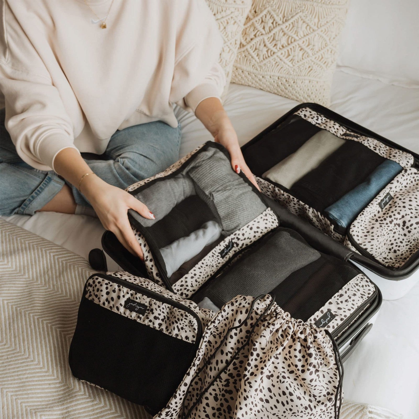 6-Piece Packing Cubes Set for Travel - Large Organizer for Suitcase & Luggage2
