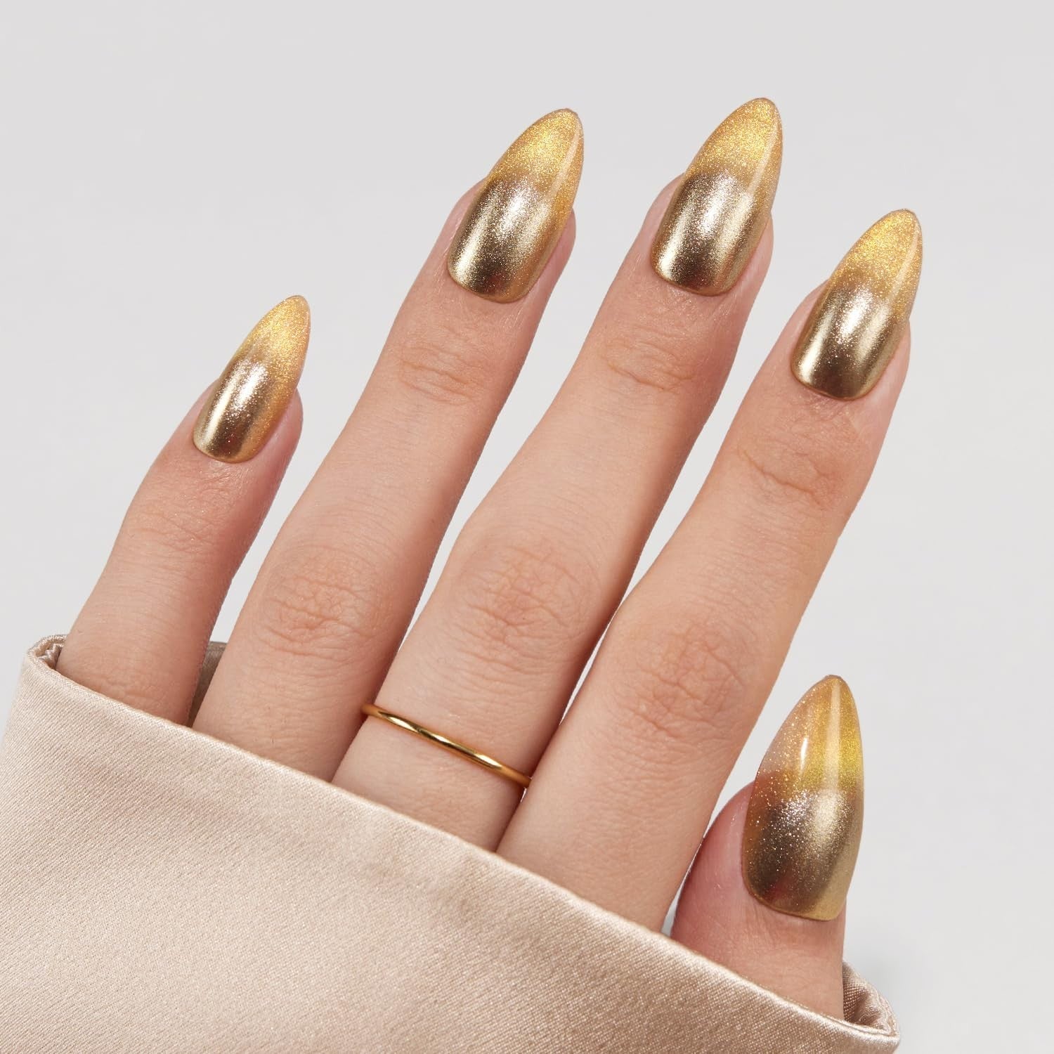 Medium Almond Press on Nails - Metallic Golden Ombre Cat Eye, Reusable 32-Piece4