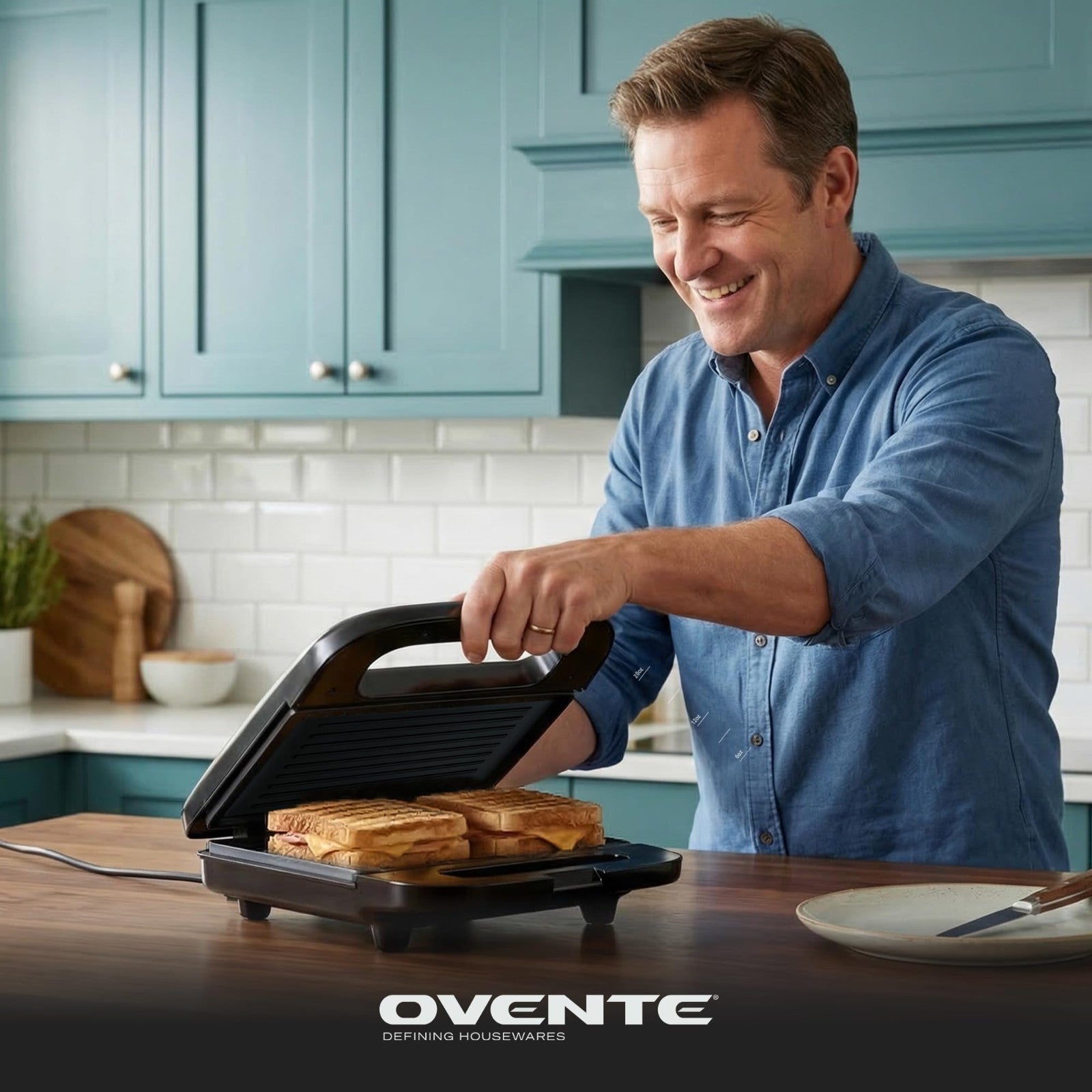 Compact Electric Panini Press Grill - Nonstick Plates, Thermostat Control, LED I2