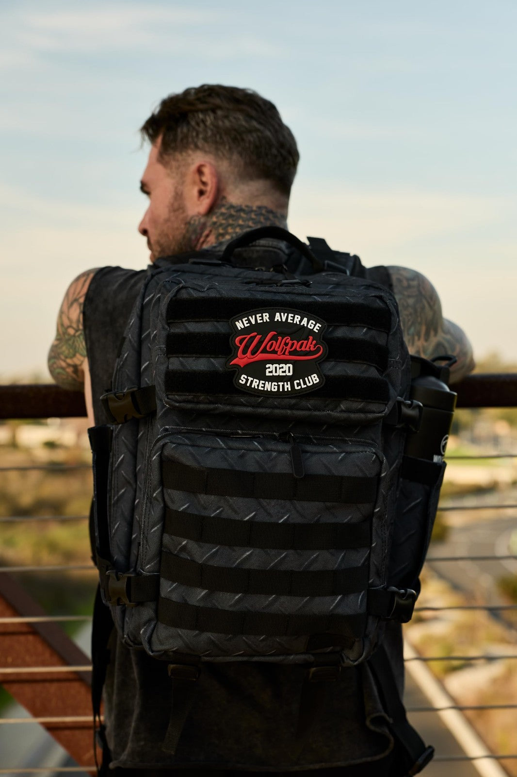 Durable 25L Athletic Gym Backpack   Waterproof Oxford, MOLLE Webbing, Laptop Poc4
