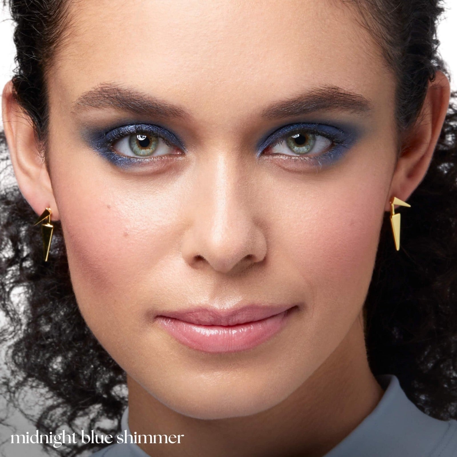 Crème-to-Powder Eyeshadow Stick - Midnight Blue Shimmer, Long-lasting & Blendabl4