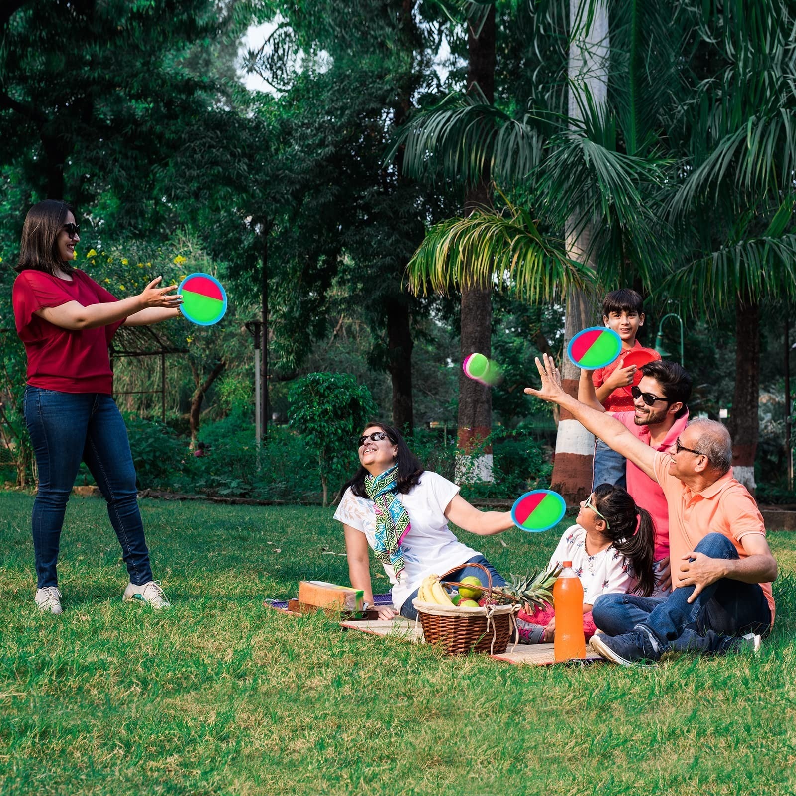 Outdoor Toss and Catch Ball Game   Fun Yard & Beach Toy for Kids Ages 3 104