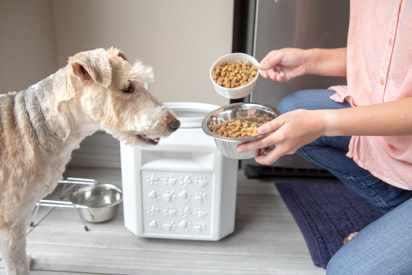 Pet Food Storage Container with Scoop, 25lbs Capacity, Airtight & Durable, Pawpr2