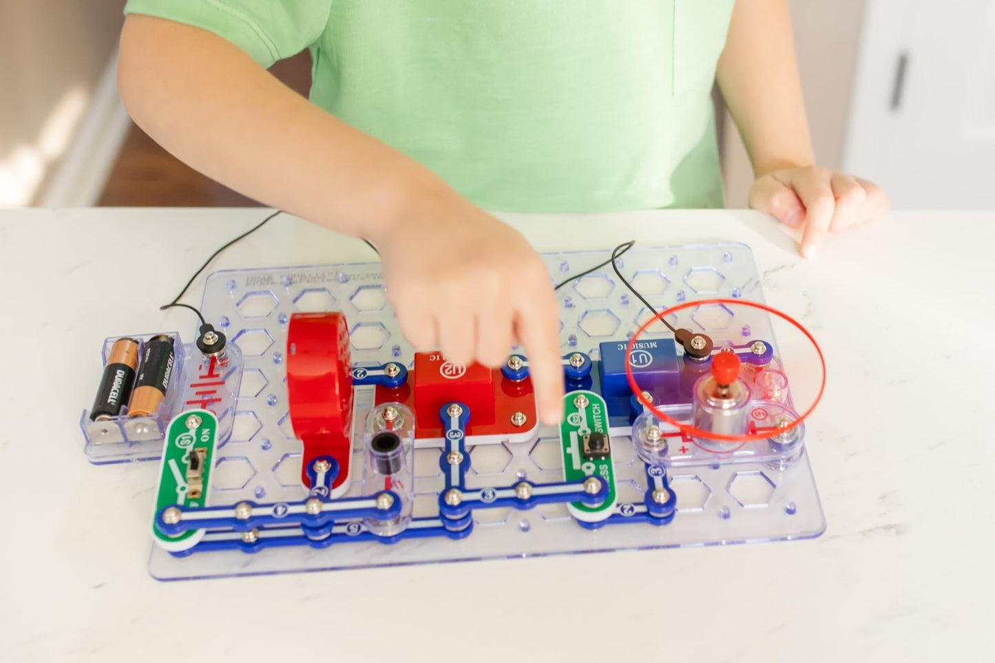 Snap Circuits Extreme Electronics Kit   STEM Learning, Fun Projects, Educational5