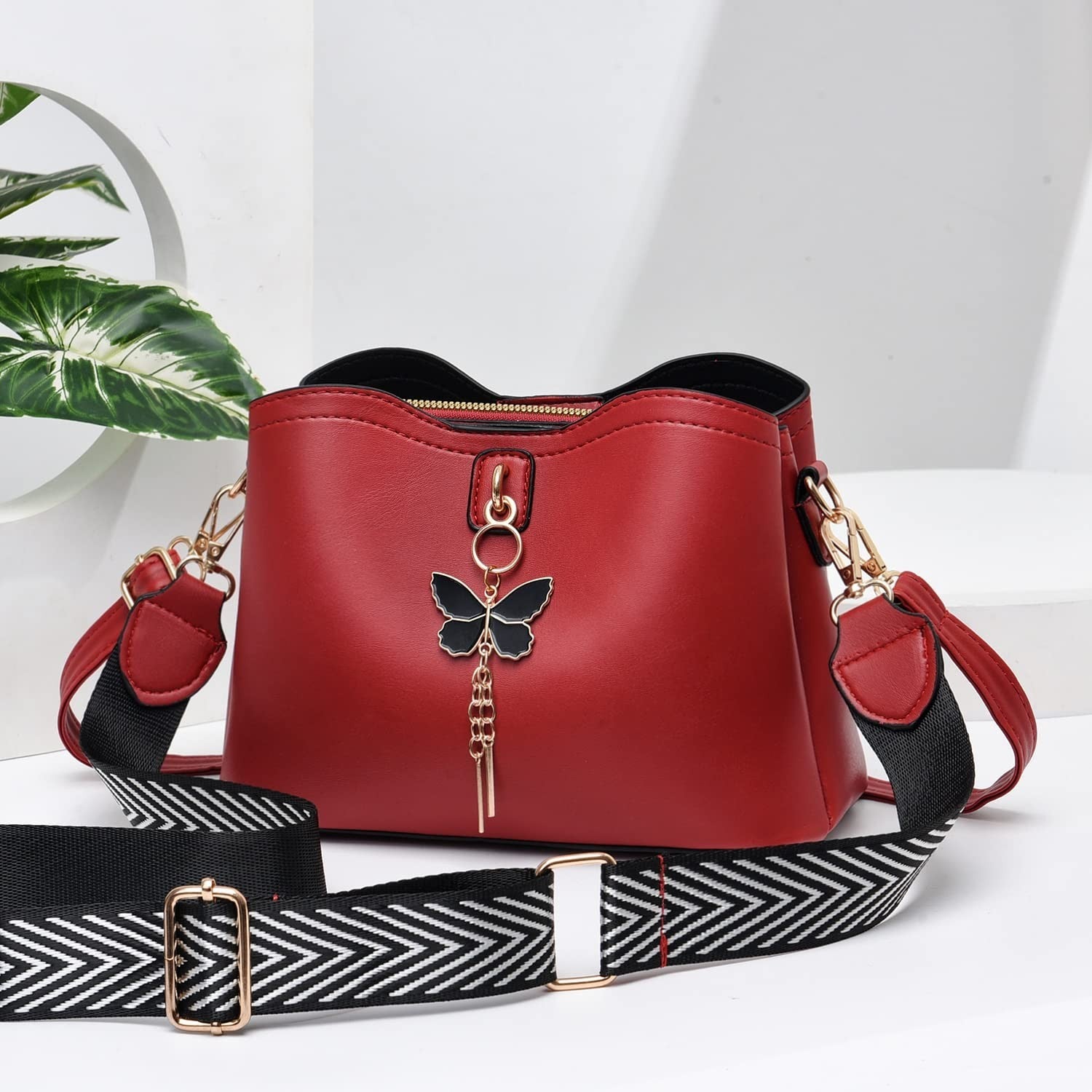Stylish Lightweight Crossbody Bag for Women & Teens - Fashionable Handbag Purse7
